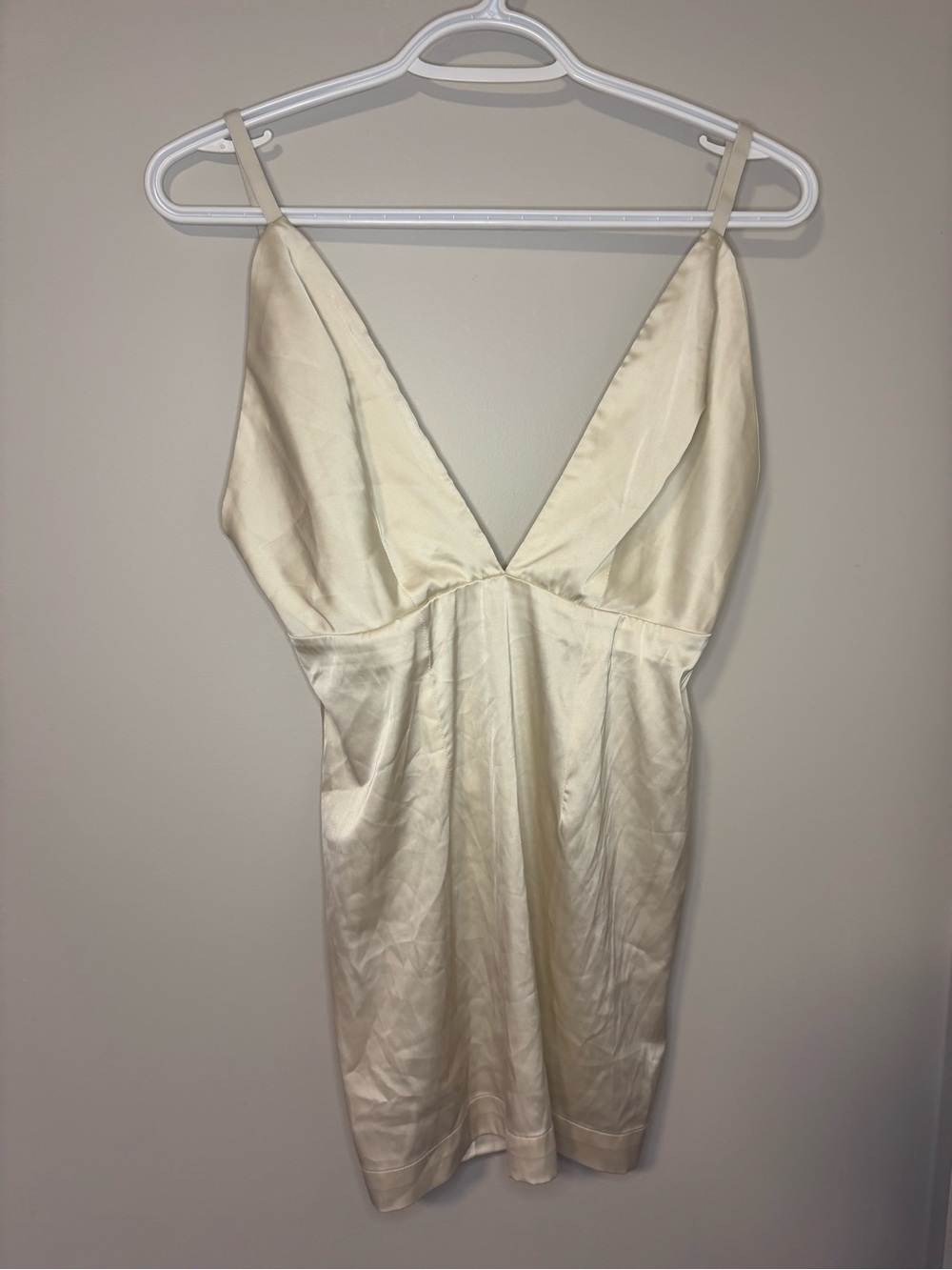 House of CB Silky/Satin Ivory Tank Top With Plunge V-Neck. Adjustable Straps